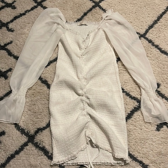 White scrunch dress - Picture 1 of 2